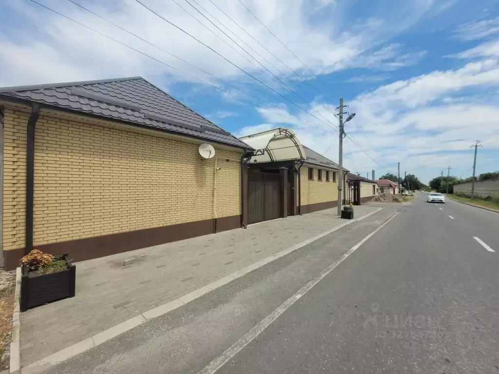 Дом в Кабардино-Балкария, Баксан ул. Защитников, 179 (300 м) - Фото 2