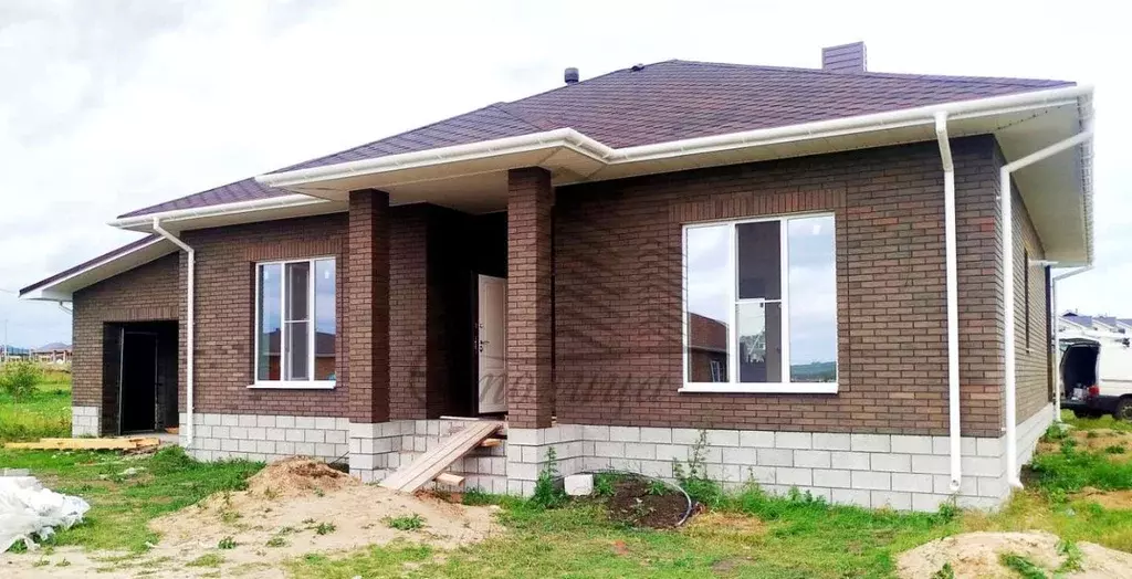 Дом в Белгородская область, Белгородский район, Разумное рп ул. ... - Фото 1