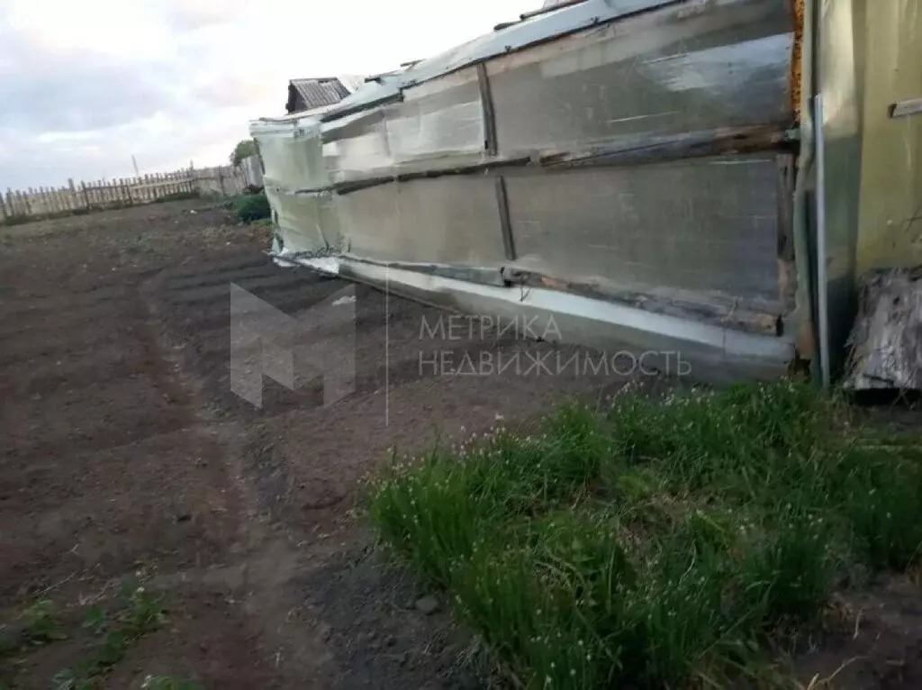 Дом в Тюменская область, Ярковский муниципальный округ, деревня ... - Фото 1