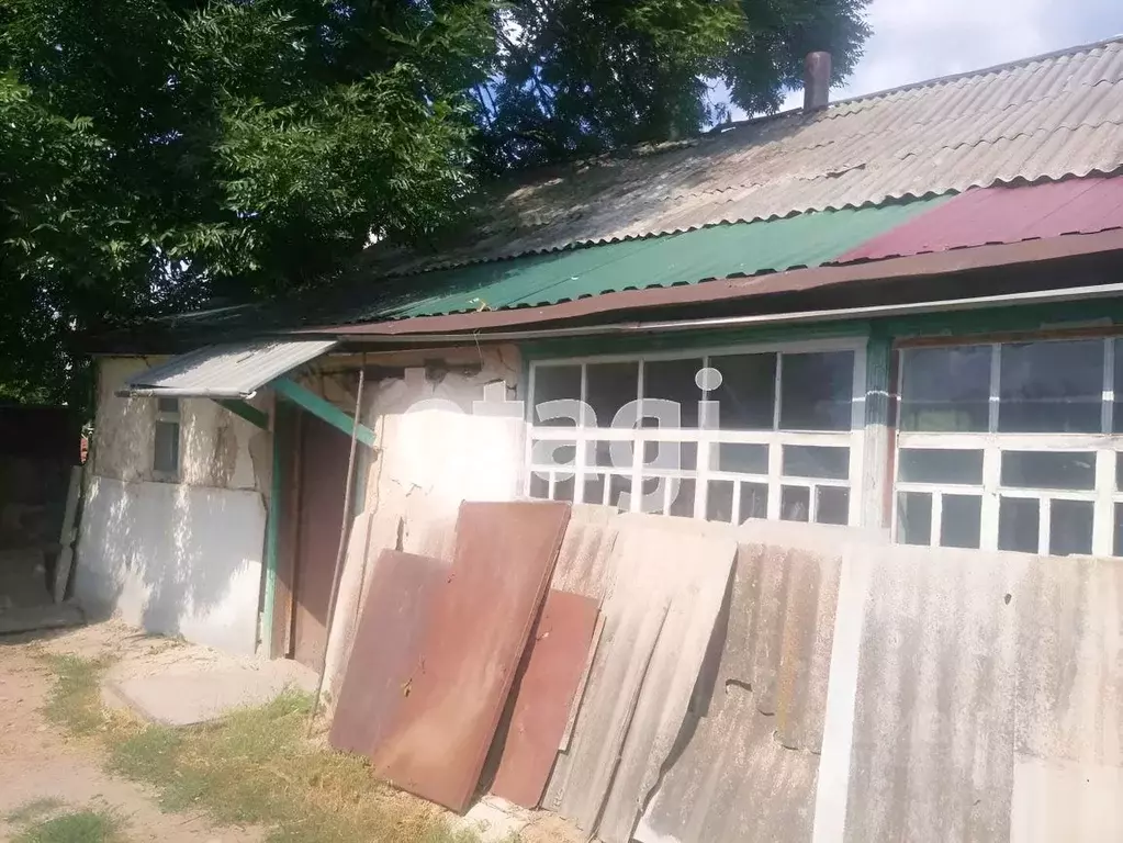 Дом в Белгородская область, Валуйский городской округ, с. Лавы ул. ... - Фото 1