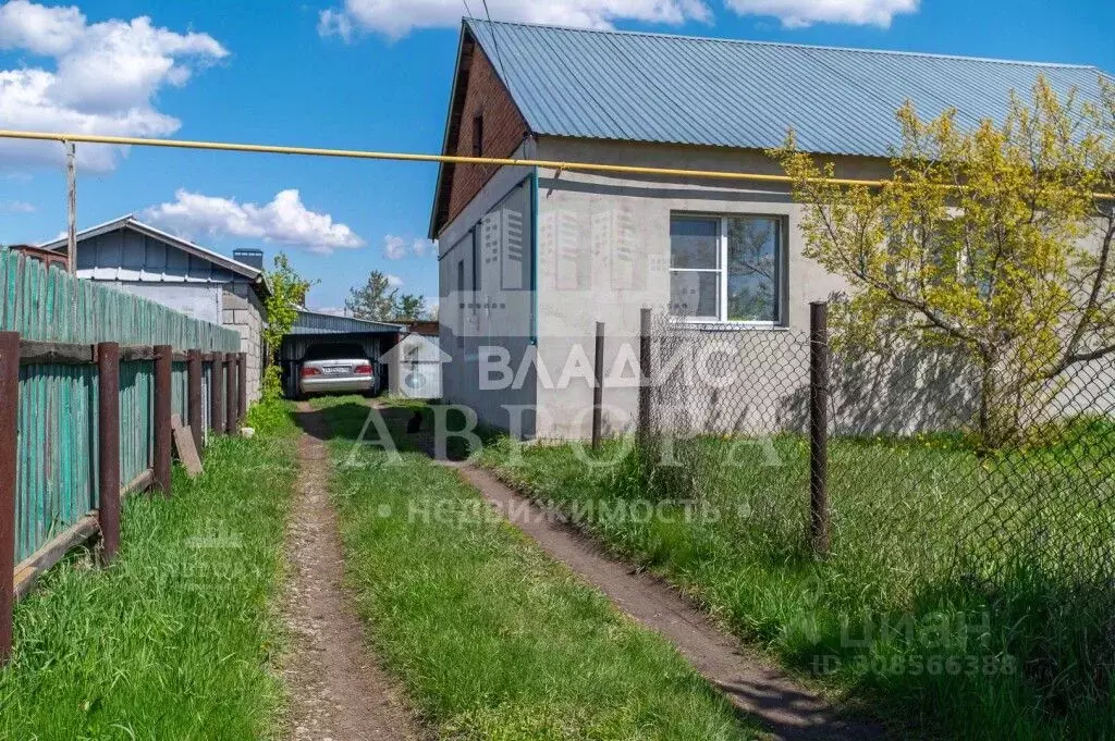 Дом в Башкортостан, Абзелиловский район, Краснобашкирский сельсовет, ... - Фото 0