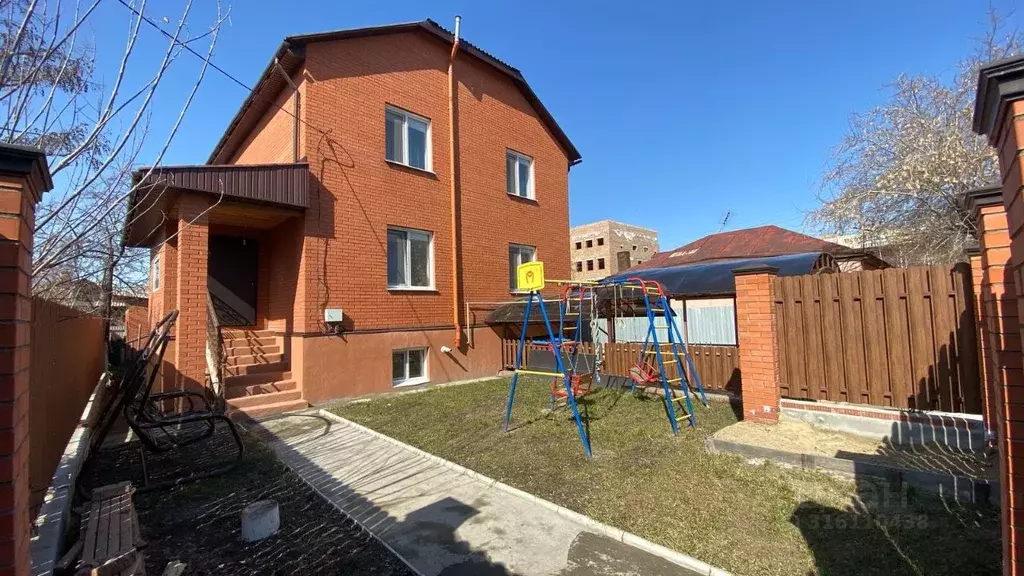 Коттедж в Омская область, Омск ул. 9-я Линия (244 м) - Фото 1