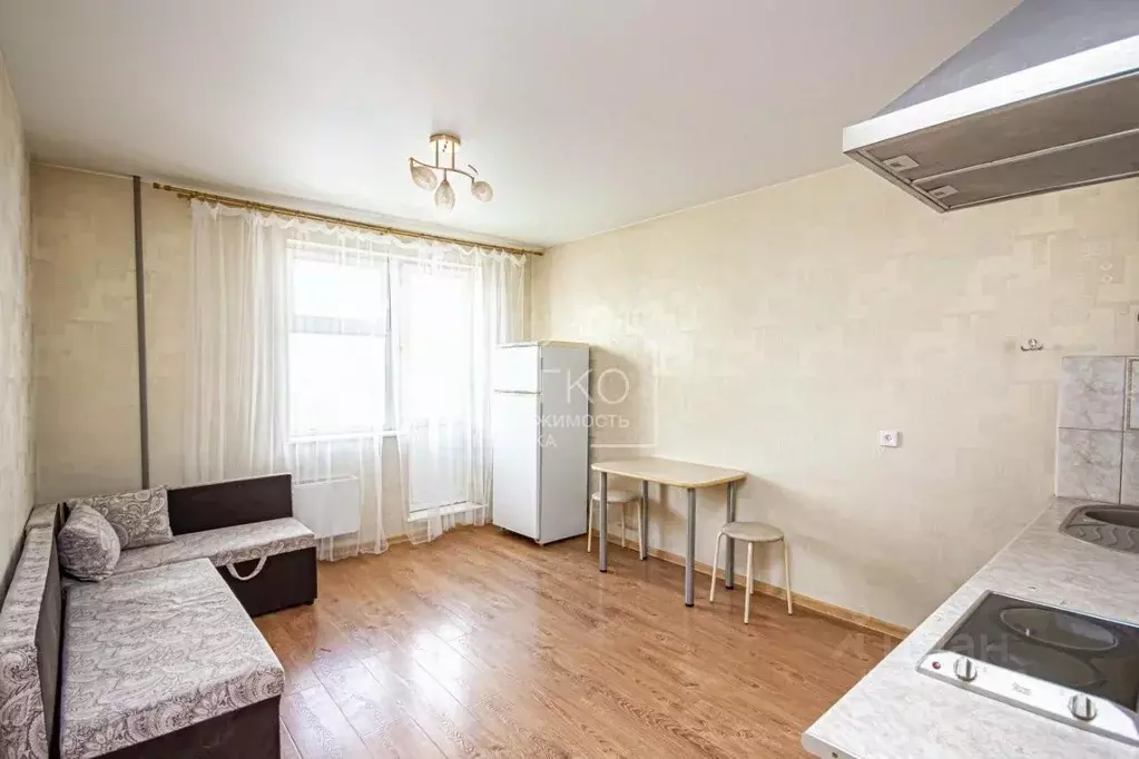 2-к кв. Новосибирская область, Новосибирск ул. Виктора Уса, 13 (42.4 ... - Фото 0