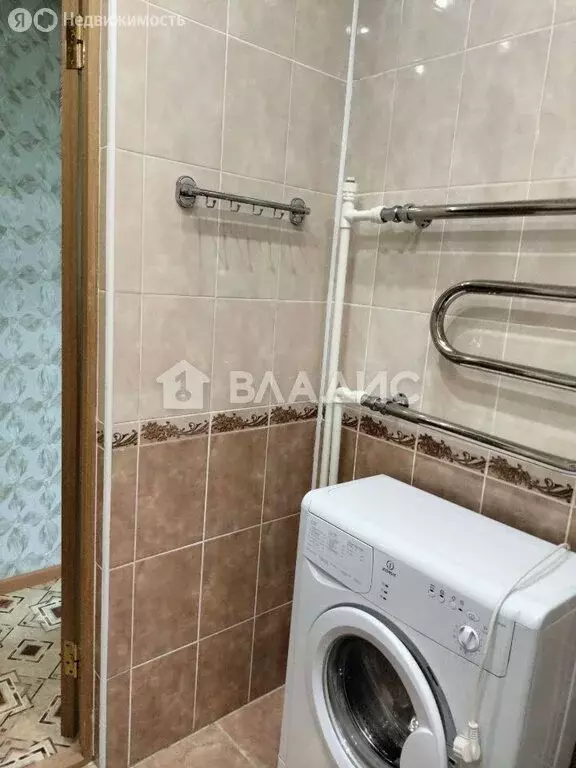 1-комнатная квартира: Кубинка, Наро-Фоминское шоссе, 8 (41.1 м) - Фото 1