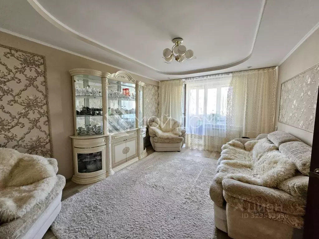 3-к кв. Сахалинская область, Южно-Сахалинск Ангарский пер., 4 (66.8 м) - Фото 1