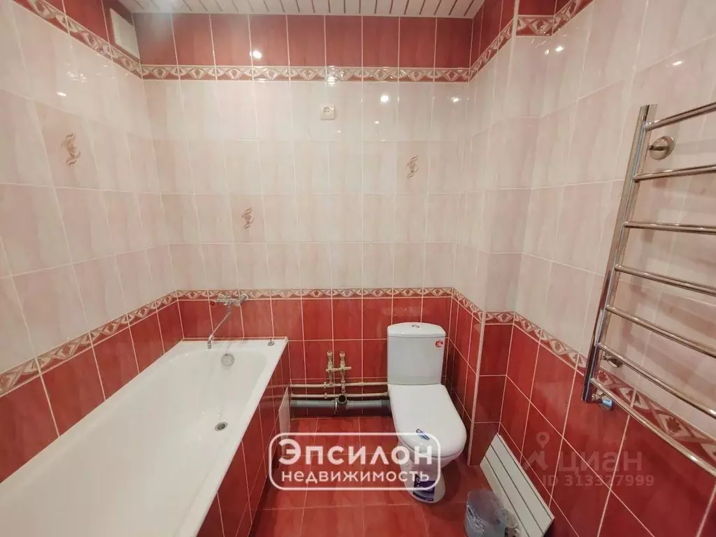 2-к кв. Курская область, Курск ул. Энергетиков, 9 (47.4 м) - Фото 0