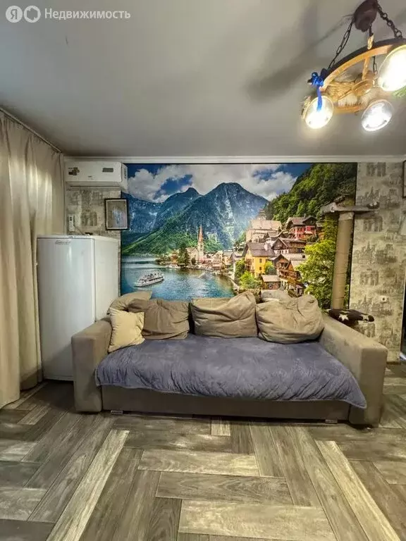 3-комнатная квартира: Белокуриха, улица Академика Мясникова, 23 (47 м) - Фото 0