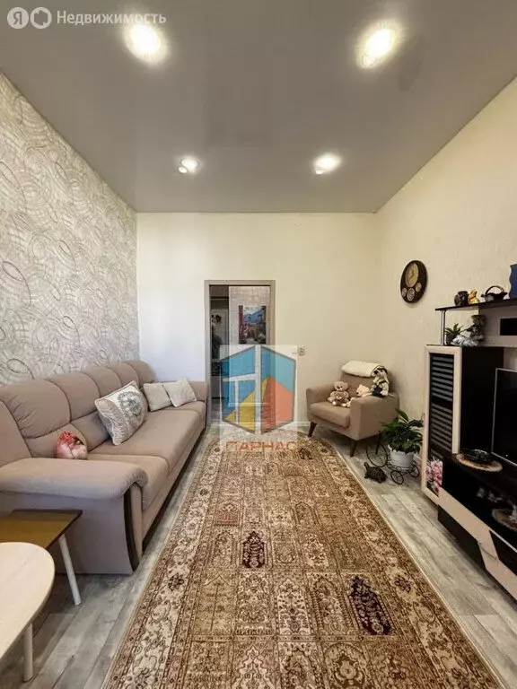 2-комнатная квартира: Краснотурьинск, улица Микова, 11 (46.6 м) - Фото 1