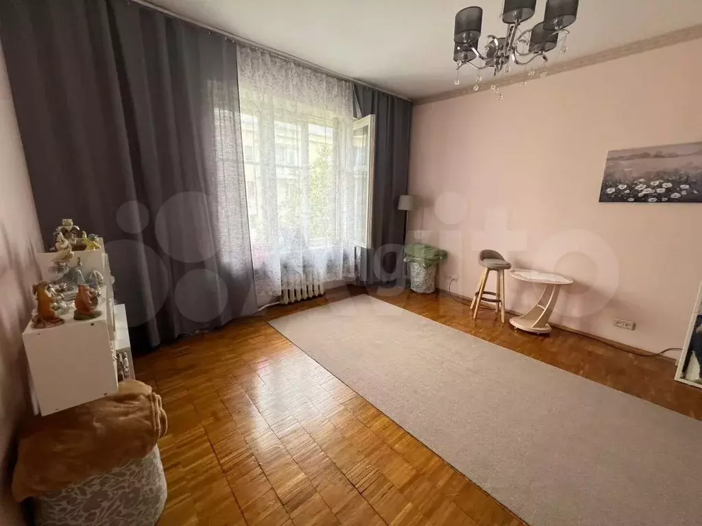 1-к. квартира, 38 м, 4/5 эт. - Фото 1