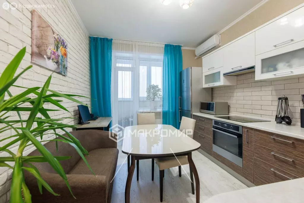 1-комнатная квартира: Брянск, улица Дуки, 58 (44.9 м) - Фото 1