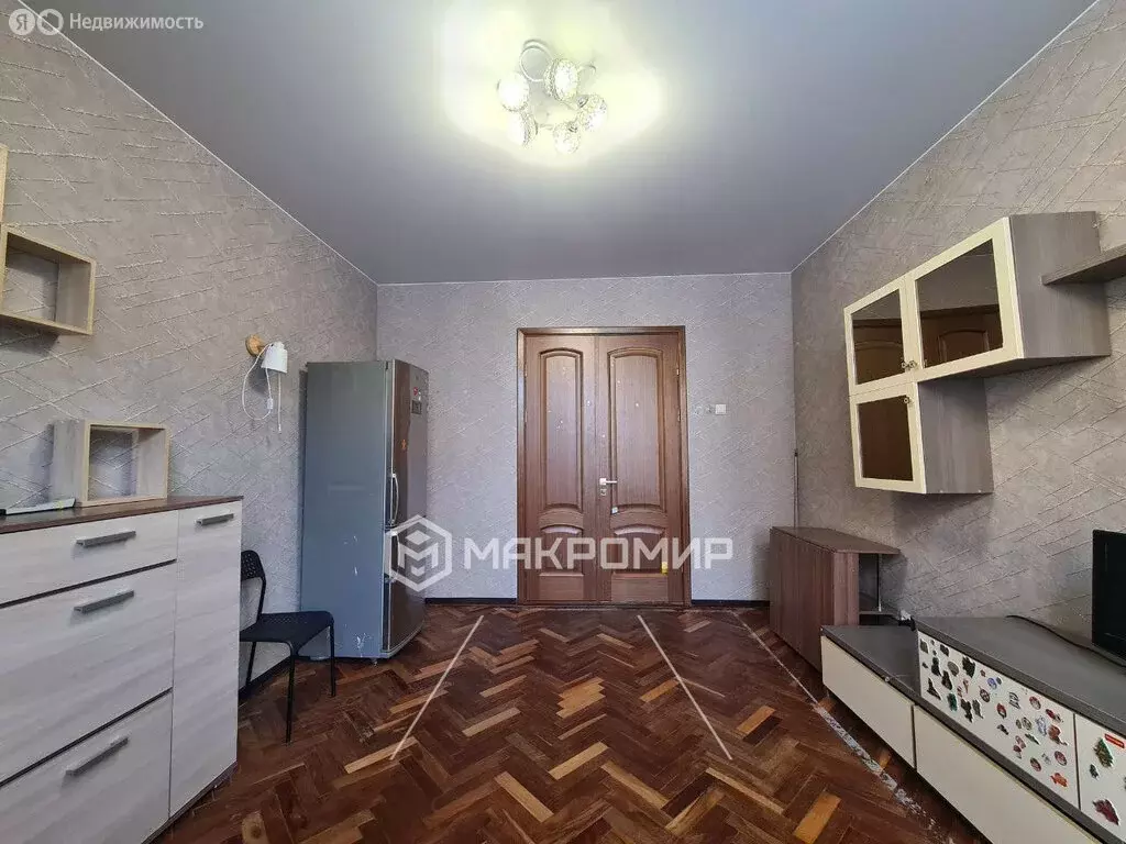 1к в 4-комнатной квартире (15.7 м) - Фото 2
