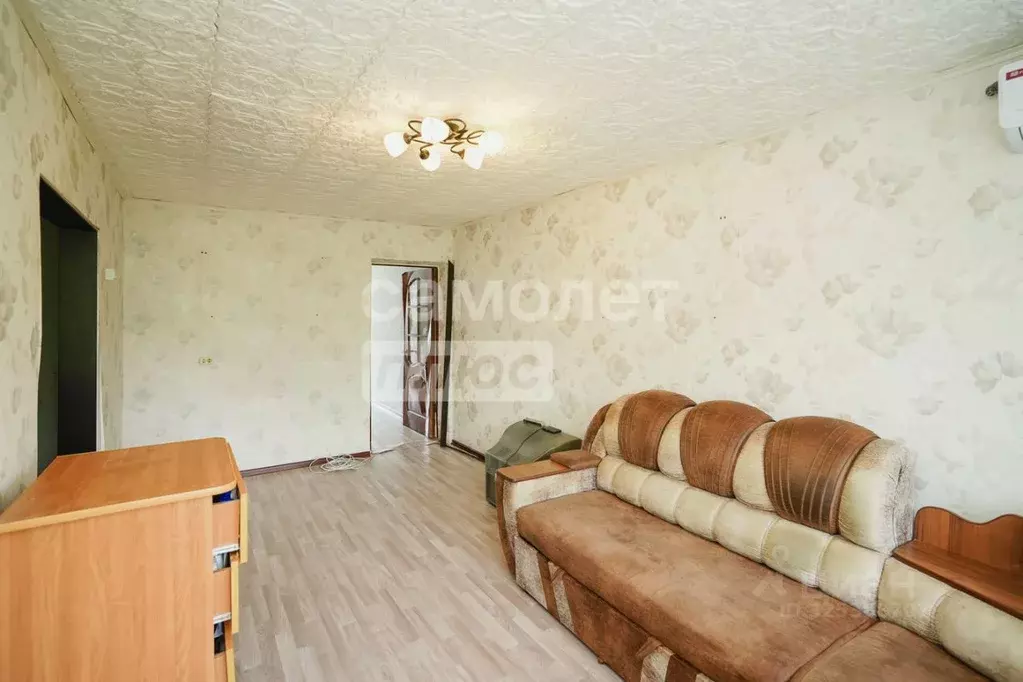 2-к кв. Омская область, Омск Городок Нефтяников мкр, ул. 22 Апреля, 3 ... - Фото 1