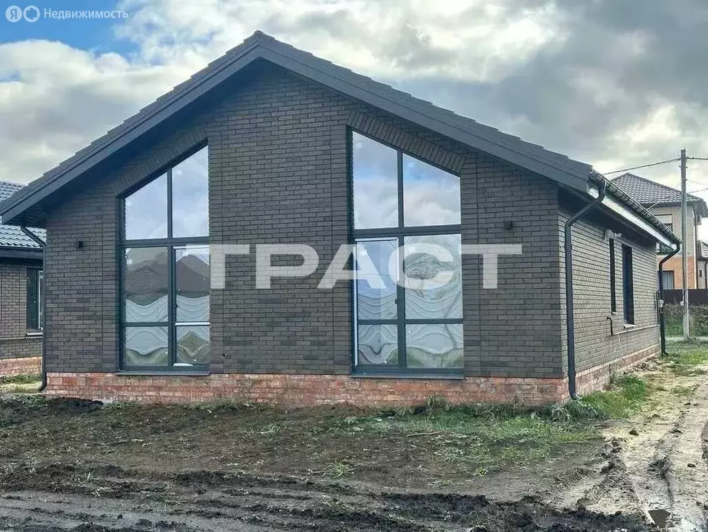 Дом в Александровка, Центральная улица (110 м) - Фото 1