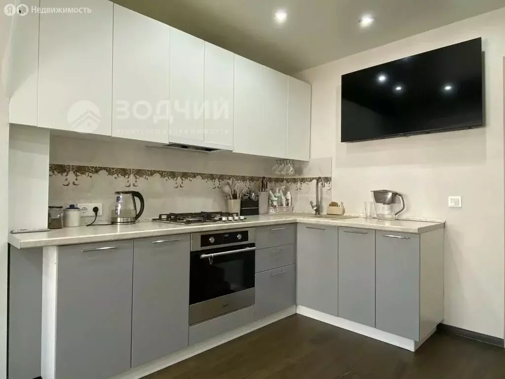 2-комнатная квартира: Чебоксары, улица Академика Королёва, 3 (79.4 м) - Фото 1
