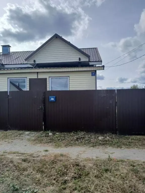 Дом в Нижегородская область, Семенов ул. Сиреневая, 7 (30 м) - Фото 0