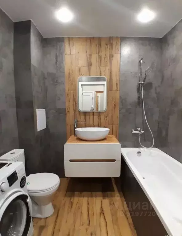 1-к кв. Ставропольский край, Ессентуки Октябрьская ул., 8/8 (40.5 м) - Фото 1