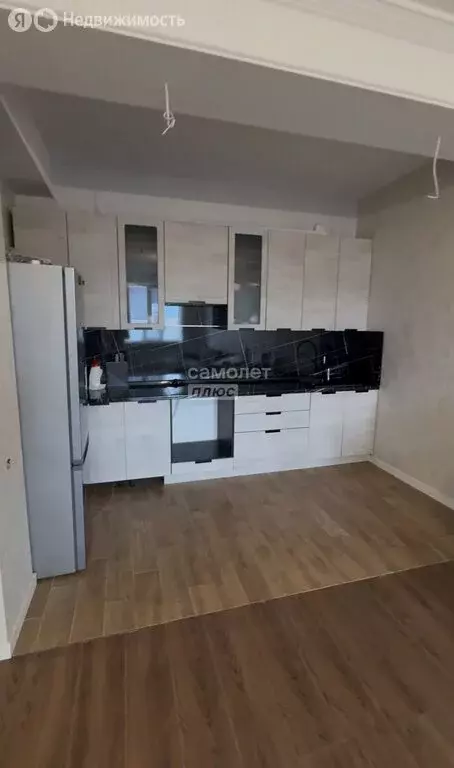 3-комнатная квартира: Махачкала, улица Лизы Чайкиной, 69 (89 м) - Фото 1
