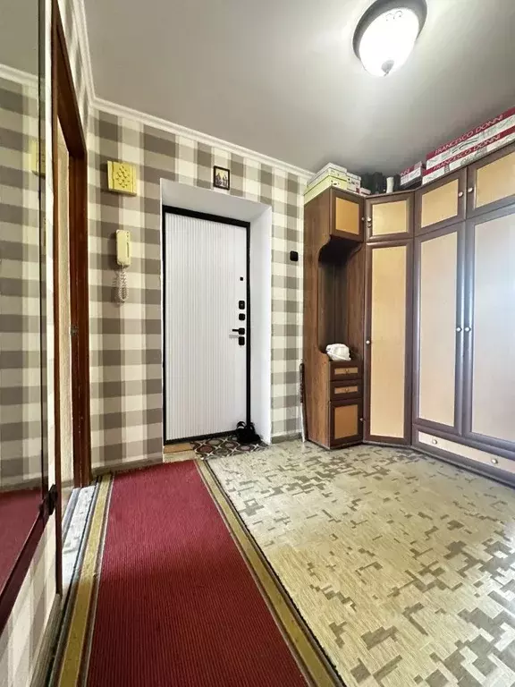 3-к кв. Брянская область, Брянск ул. Красный Маяк, 100 (61.5 м) - Фото 2