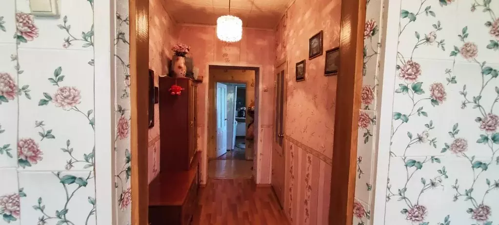 Дом в Оренбургская область, Новосергиевский район, с. Старая Белогорка ... - Фото 0