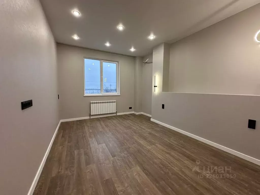 2-к кв. Волгоградская область, Волгоград ул. 50 лет Октября, 36 (90.0 ... - Фото 2