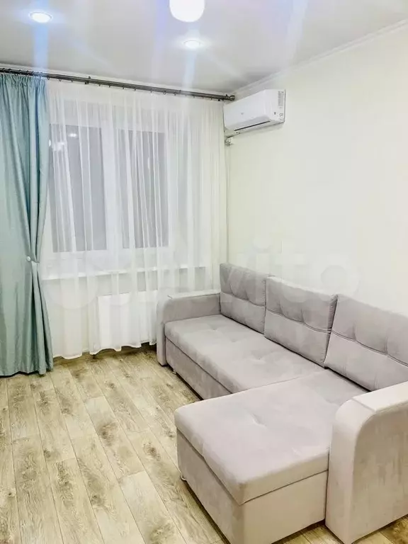 1-к. квартира, 40 м, 8/10 эт. - Фото 0