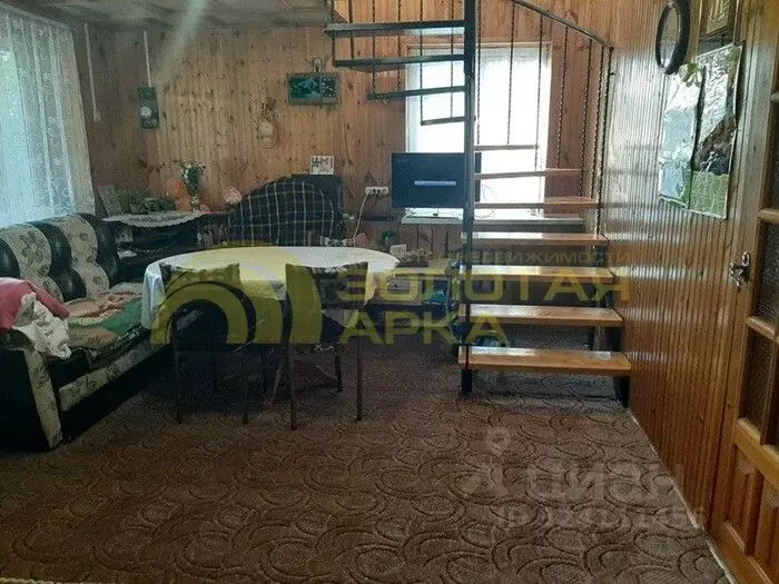 Дом в Краснодарский край, Крымск Комсомольская ул., 108 (111 м) - Фото 2