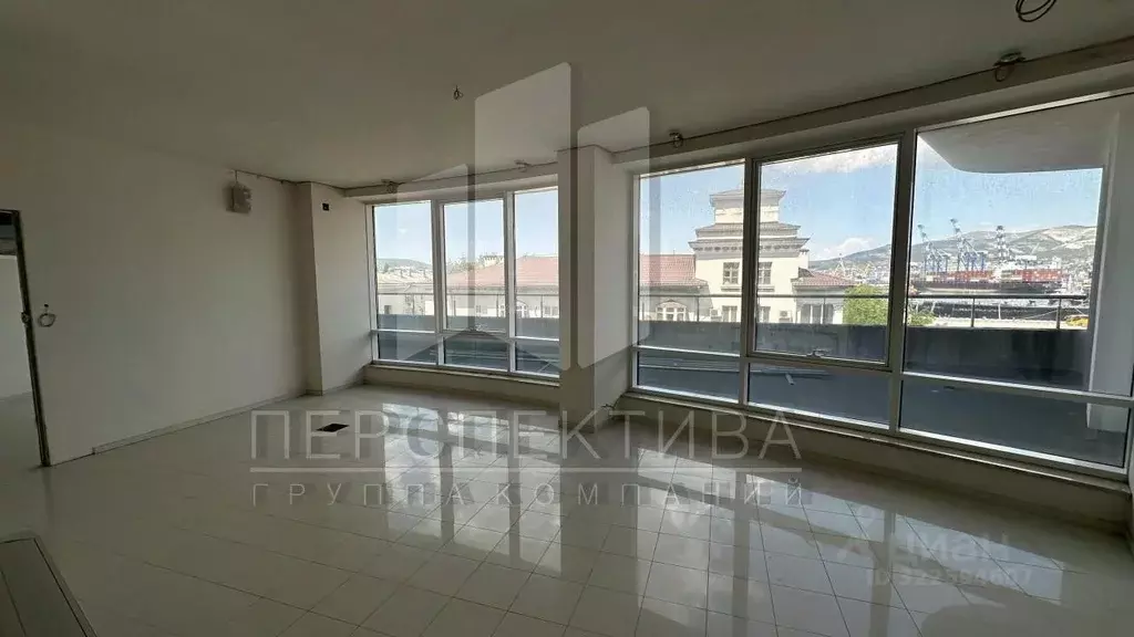 Офис в Краснодарский край, Новороссийск наб. Адмирала Серебрякова, 7 ... - Фото 1