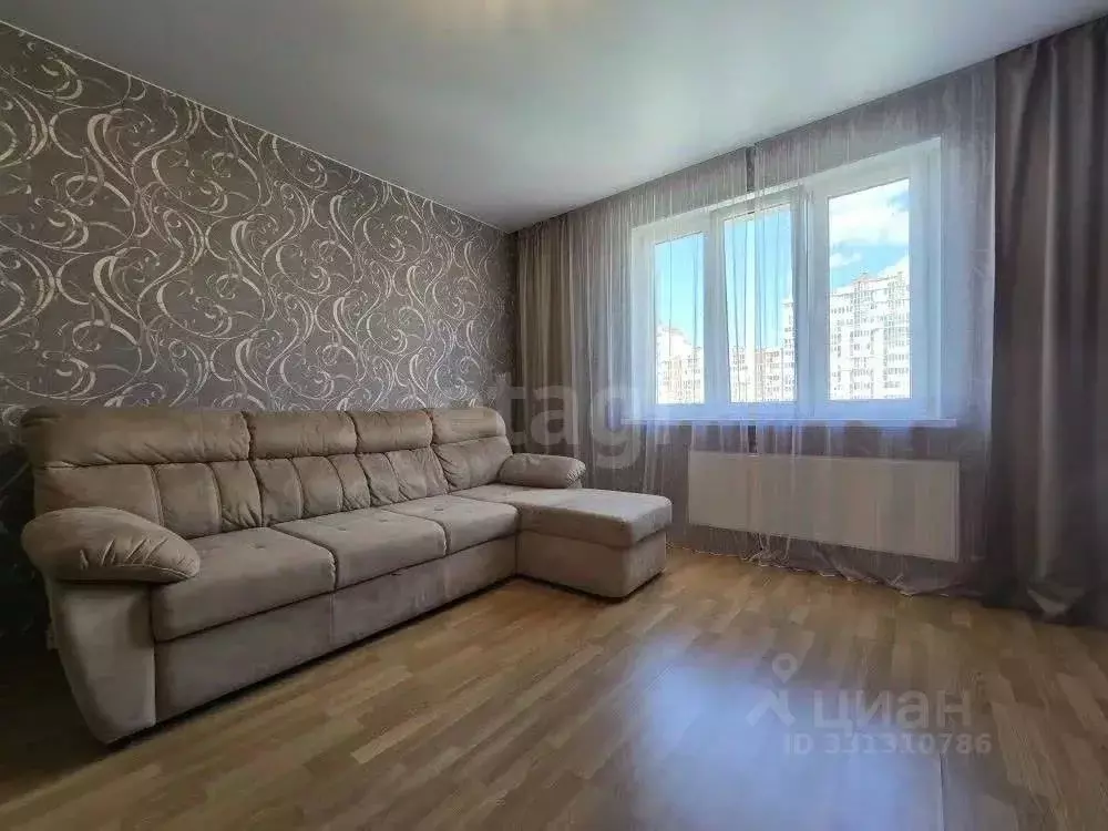 3-к кв. Санкт-Петербург Богатырский просп., 50к1 (75.4 м) - Фото 1