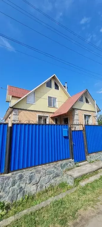Дом в Алтай, Горно-Алтайск ул. Полежаева (164 м) - Фото 1