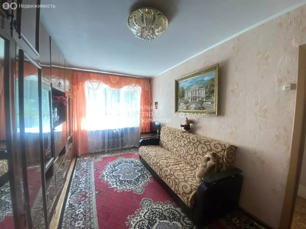 2-комнатная квартира: Октябрьский, улица Гончарова, 4 (41.8 м) - Фото 0