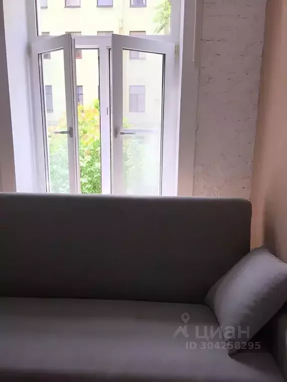 1-к кв. Санкт-Петербург просп. Средний Васильевского острова, 19 (15.0 ... - Фото 0