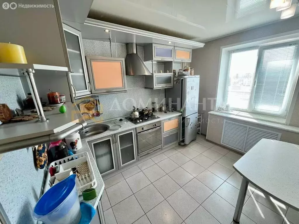 2-комнатная квартира: Смоленск, улица Попова, 138 (56 м) - Фото 0