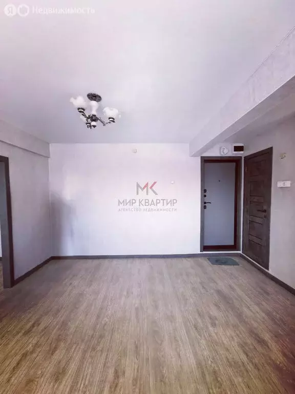 1-комнатная квартира: Абакан, улица Комарова, 4 (33.4 м) - Фото 1