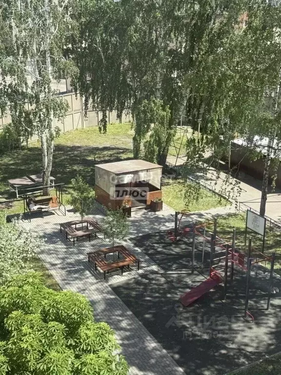 2-к кв. Самарская область, Сызрань ул. Карла Маркса, 108 (40.2 м) - Фото 2