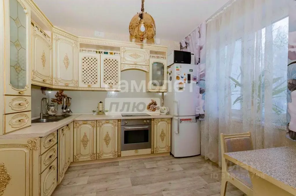2-к кв. Челябинская область, Челябинск ул. Мусы Джалиля, 15 (68.0 м) - Фото 0