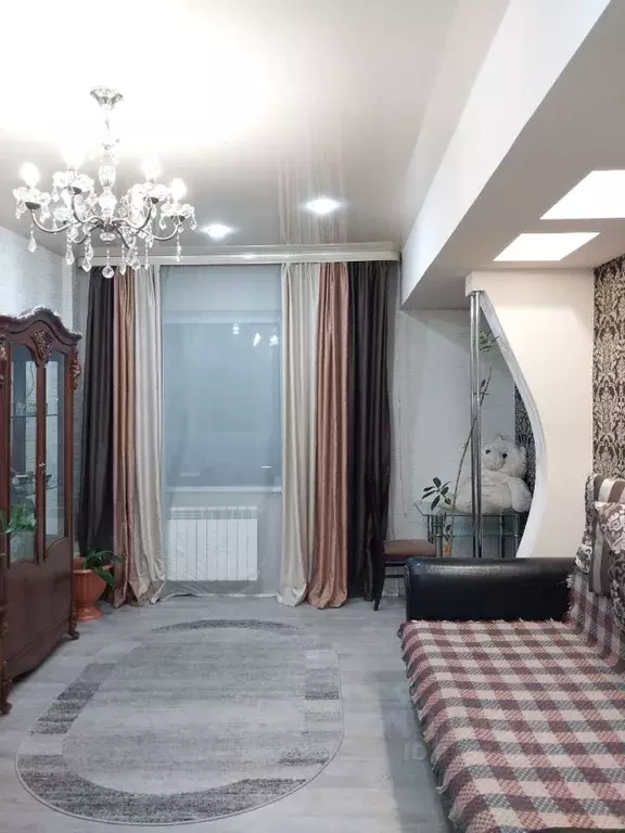 2-к кв. Бурятия, Улан-Удэ Ключевская ул., 76А (76.0 м) - Фото 0