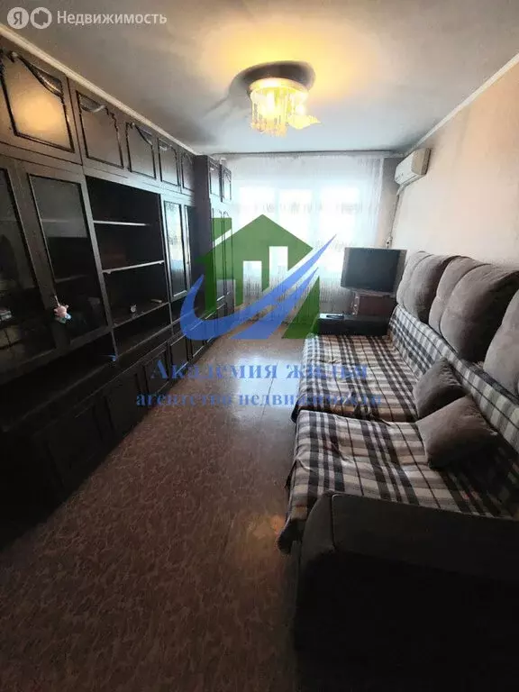 3-комнатная квартира: Орск, микрорайон Новый город, Краматорская ... - Фото 1