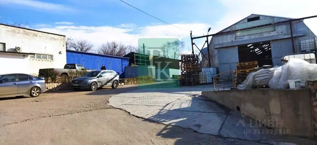 Производственное помещение в Севастополь ул. Шабалина, 27А (327 м) - Фото 2