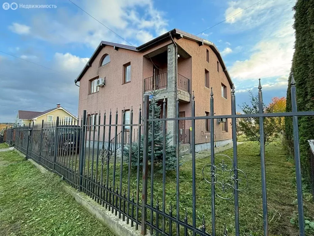 Дом в Гвардейск, Поселковая улица, 32А (228.9 м) - Фото 0
