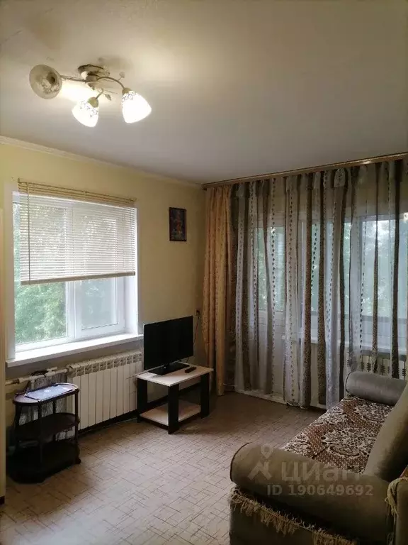 1-к кв. Тульская область, Новомосковск ул. Депо, 18 (30.0 м) - Фото 1