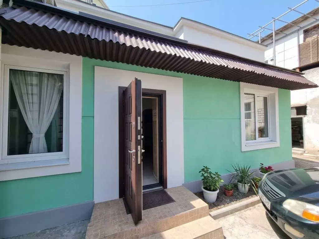 Офис в Севастополь ул. Соловьева, 1А (40 м) - Фото 1