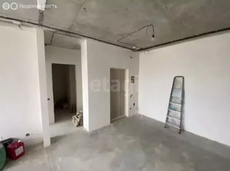 3-комнатная квартира: Симферополь, улица Герцена, 1 (83 м) - Фото 2