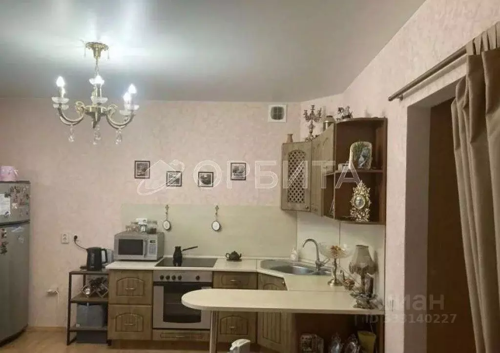 2-к кв. Тюменская область, Тюмень ул. Баумана, 31/2 (70.9 м) - Фото 1