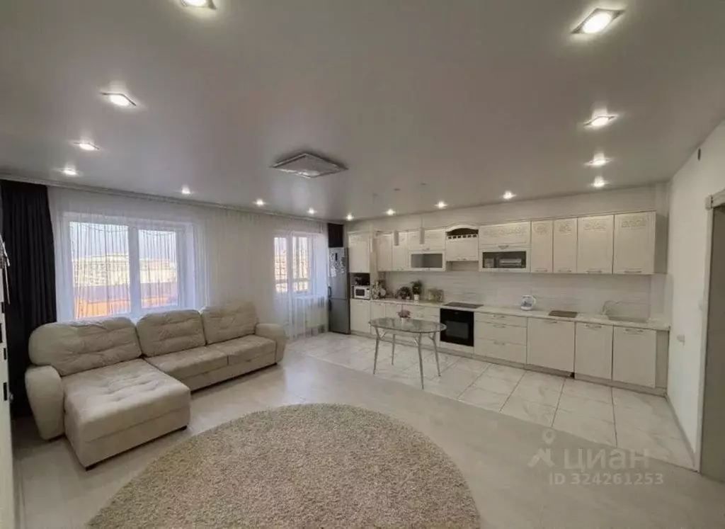 3-к кв. Хакасия, Абакан ул. Кирова, 120А (80.0 м) - Фото 1