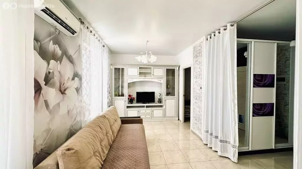 1-комнатная квартира: Анапа, Анапское шоссе, 6к1 (37 м) - Фото 0
