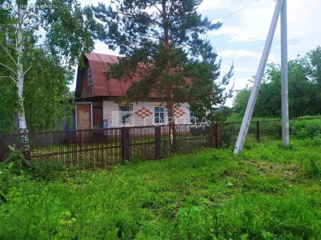 Дом в село Стуково, Центральная улица, 175 (40 м) - Фото 1
