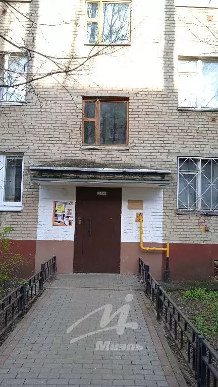 Продается 3-комнатная квартира - Фото 1