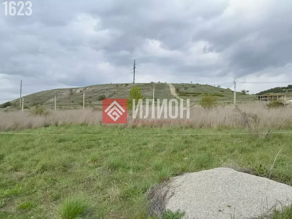 Участок в Крым, Феодосия ул. Акъманай (6.5 сот.) - Фото 0