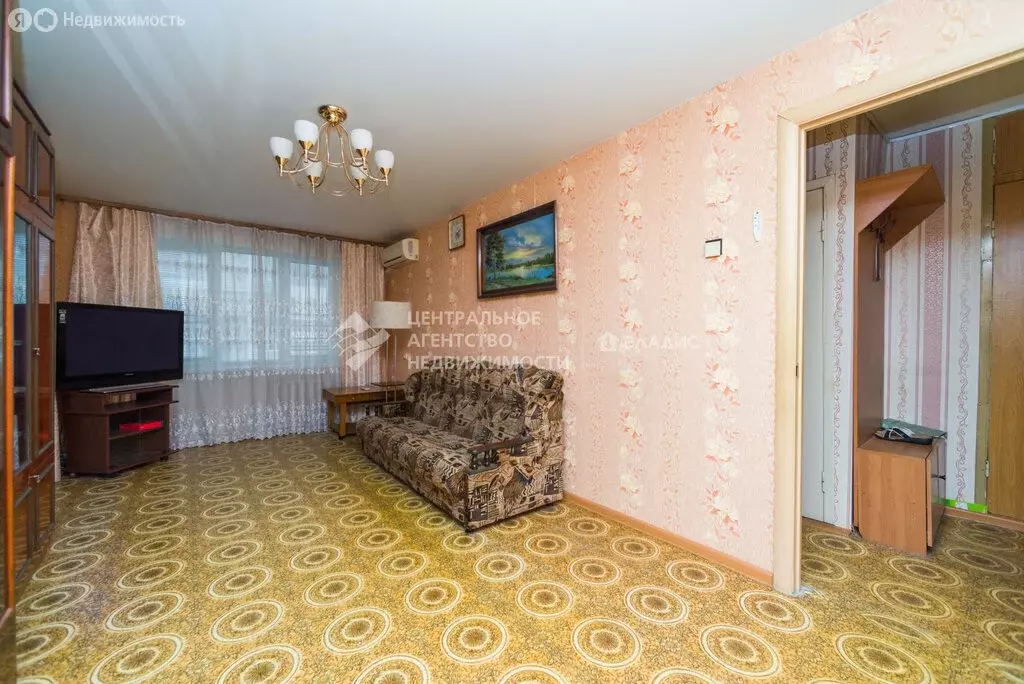 1-комнатная квартира: Рязань, улица Бирюзова, 7 (34 м) - Фото 2