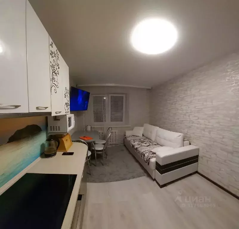 1-к кв. Тюменская область, Тюмень Магаданская ул., 5 (46.0 м) - Фото 1